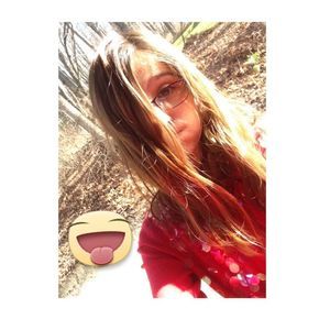 Meet your Posher, Lily